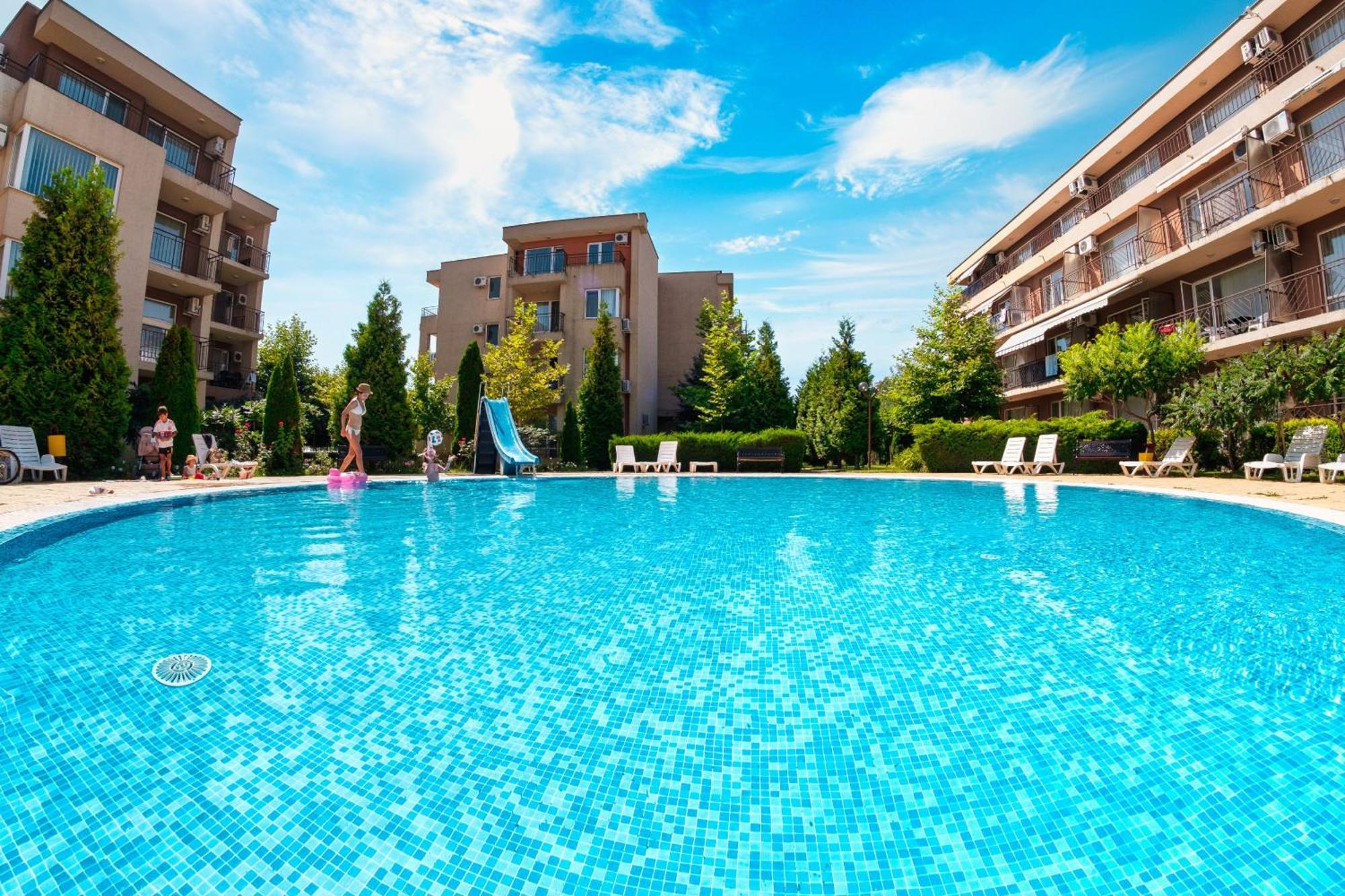Nessebar And Holiday Fort Apartments Солнечный берег Экстерьер фото