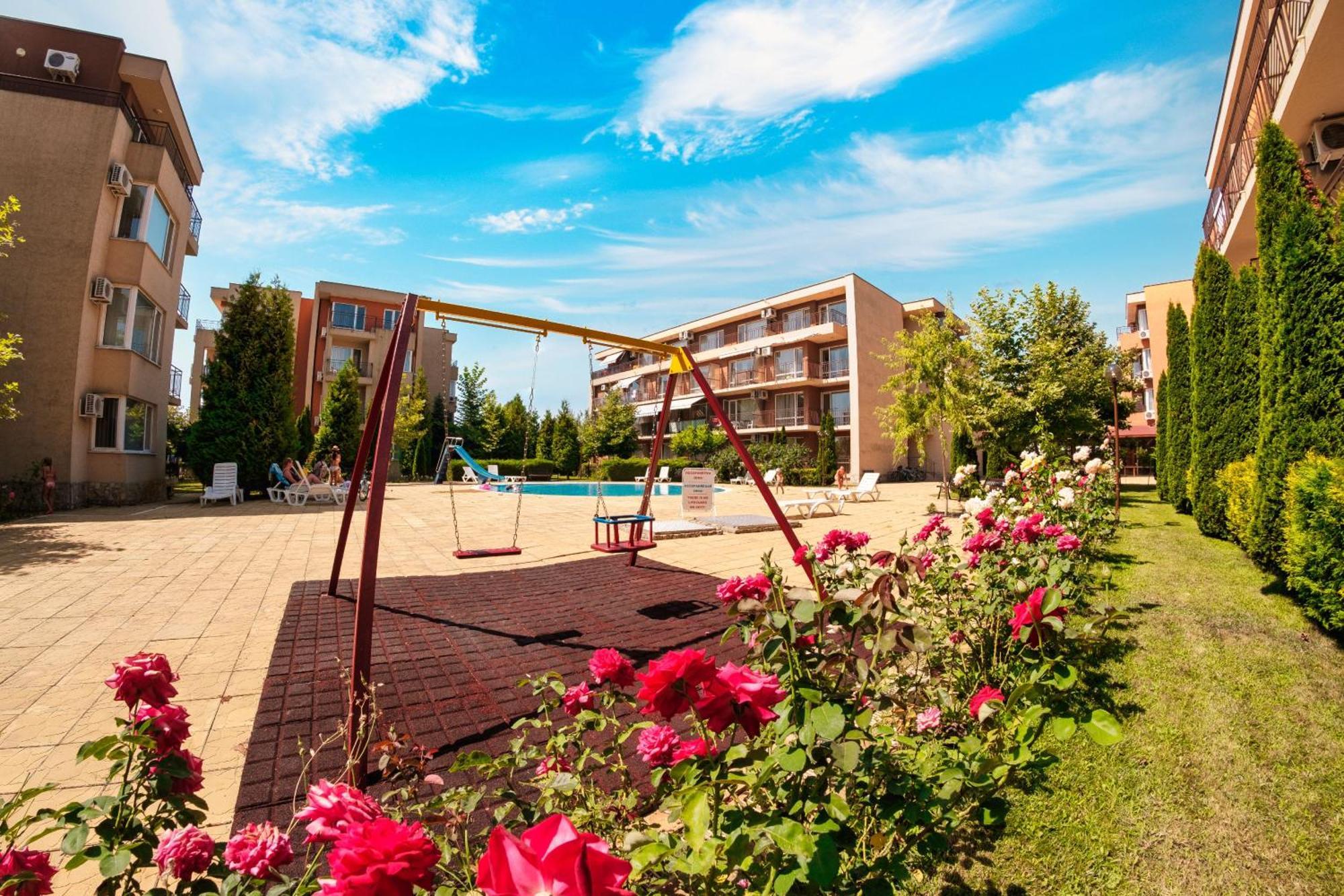 Nessebar And Holiday Fort Apartments Солнечный берег Экстерьер фото