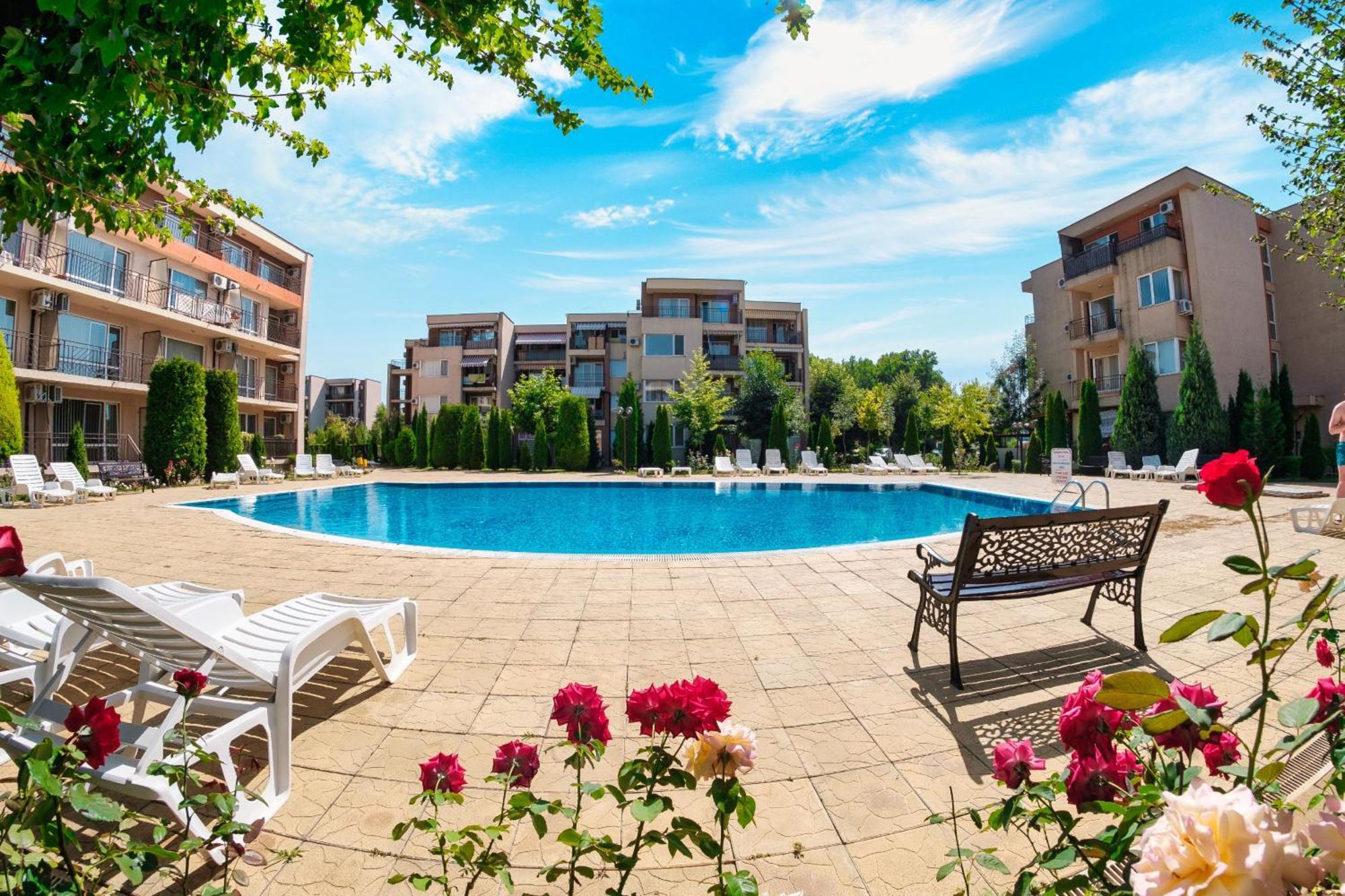 Nessebar And Holiday Fort Apartments Солнечный берег Экстерьер фото