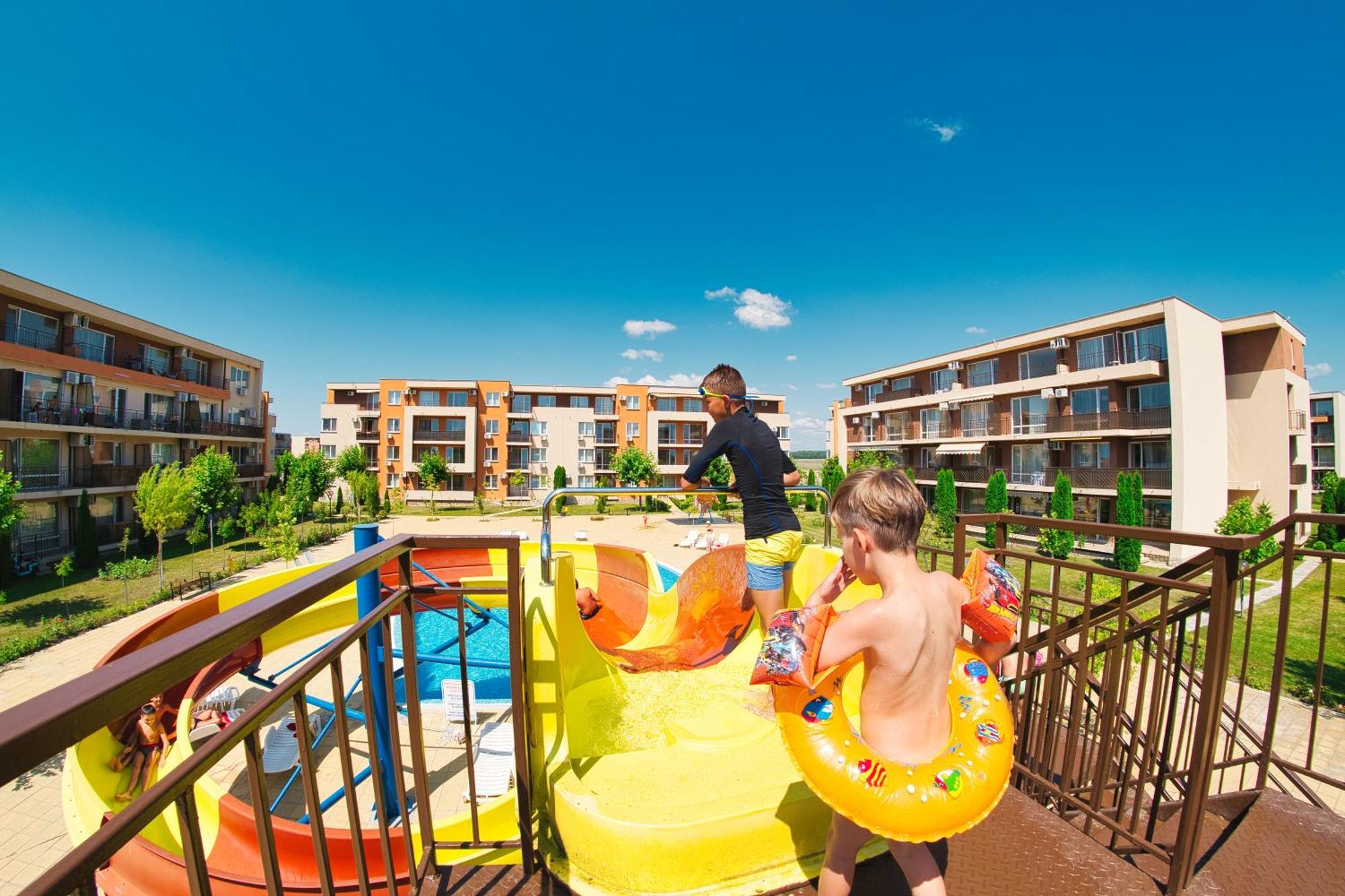 Nessebar And Holiday Fort Apartments Солнечный берег Экстерьер фото