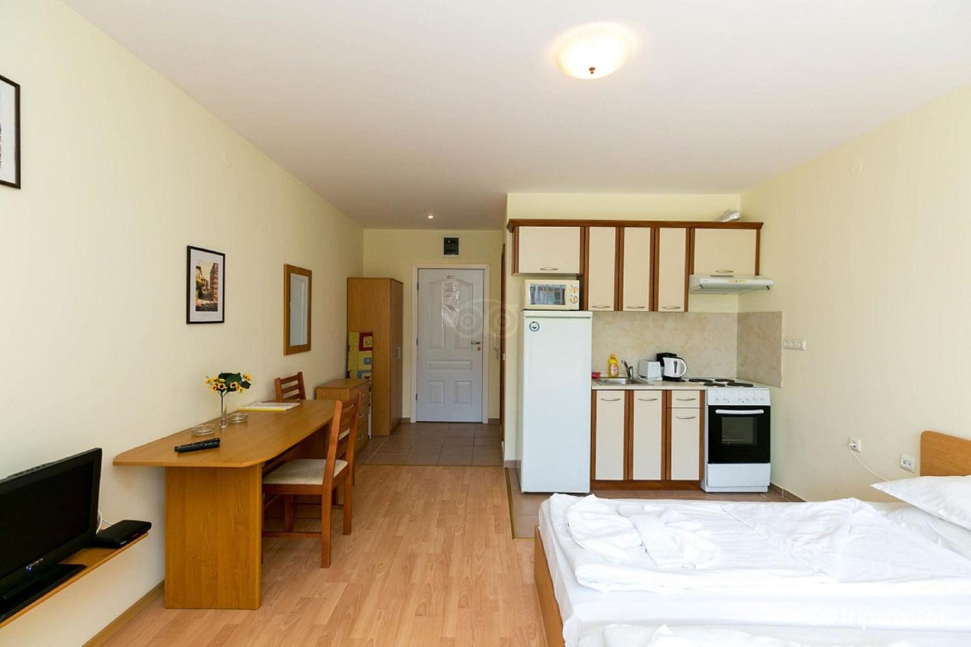Nessebar And Holiday Fort Apartments Солнечный берег Экстерьер фото
