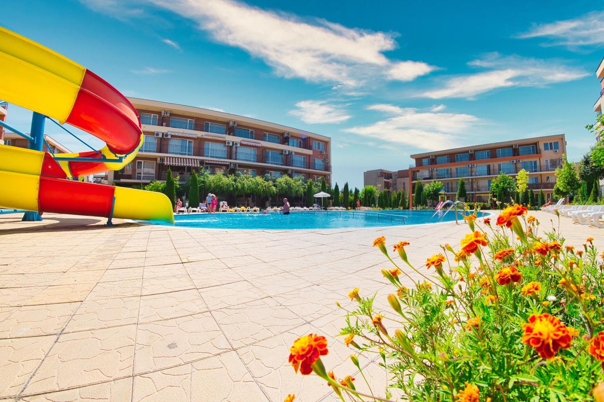 Nessebar And Holiday Fort Apartments Солнечный берег Экстерьер фото