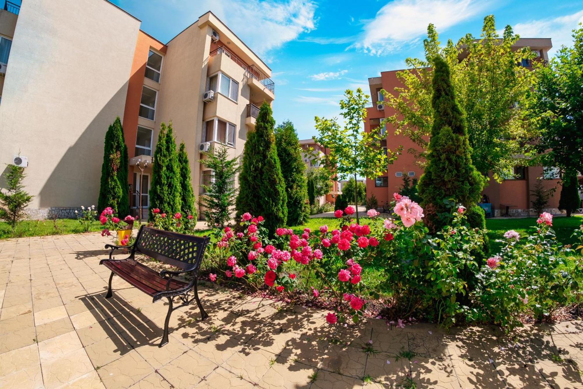 Nessebar And Holiday Fort Apartments Солнечный берег Экстерьер фото