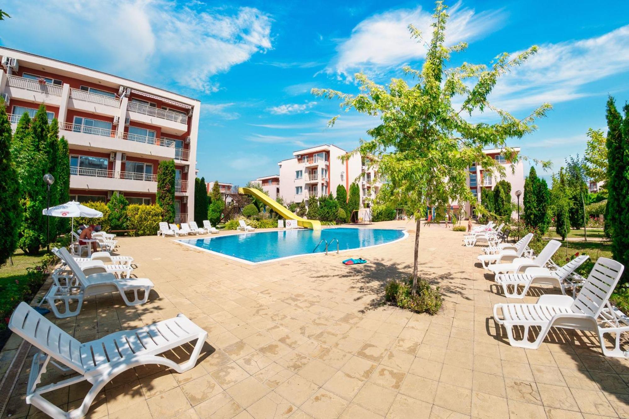 Nessebar And Holiday Fort Apartments Солнечный берег Экстерьер фото